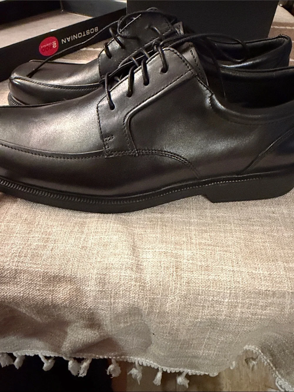 Bostonian Black Leather Lace-Up Derby Dress Shoes